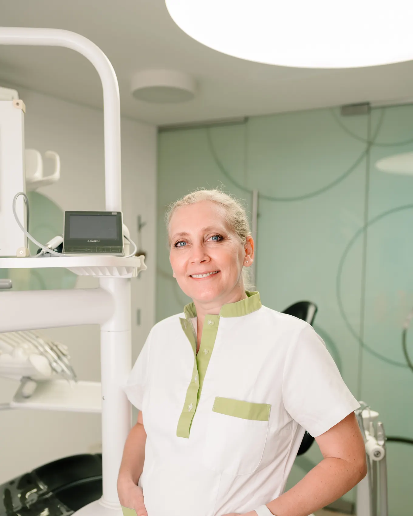 Tamara Petschuchová, Dipl. DH.